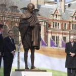 Gandhi-Statue-unveiled-Parliament-Square